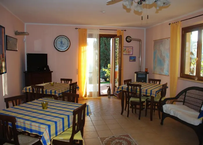 Latteletto Bed & Breakfast 3*