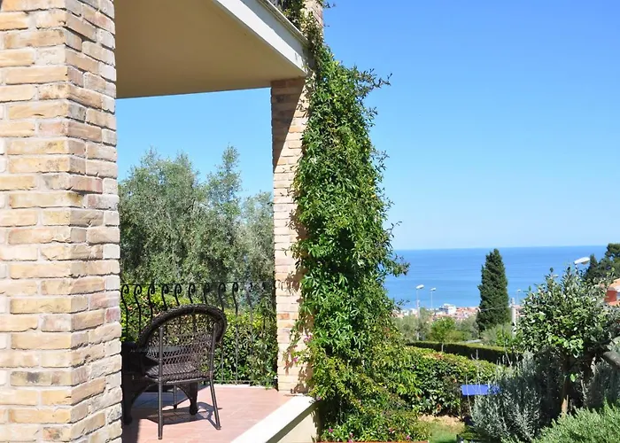 Bed & Breakfast Latteletto 3*